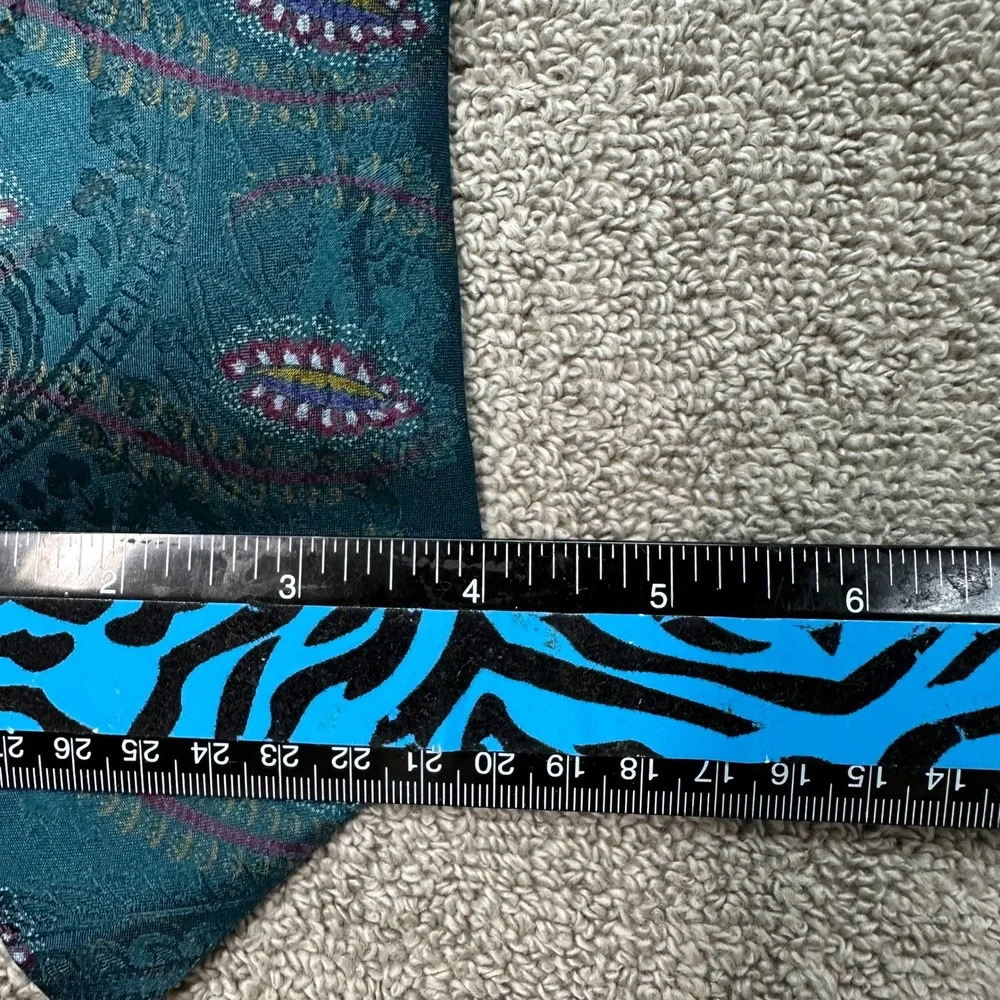 Chaps Ralph Lauren Mens Silk Tie Teal Paisley Medallion Jacquard WFL 125 USA